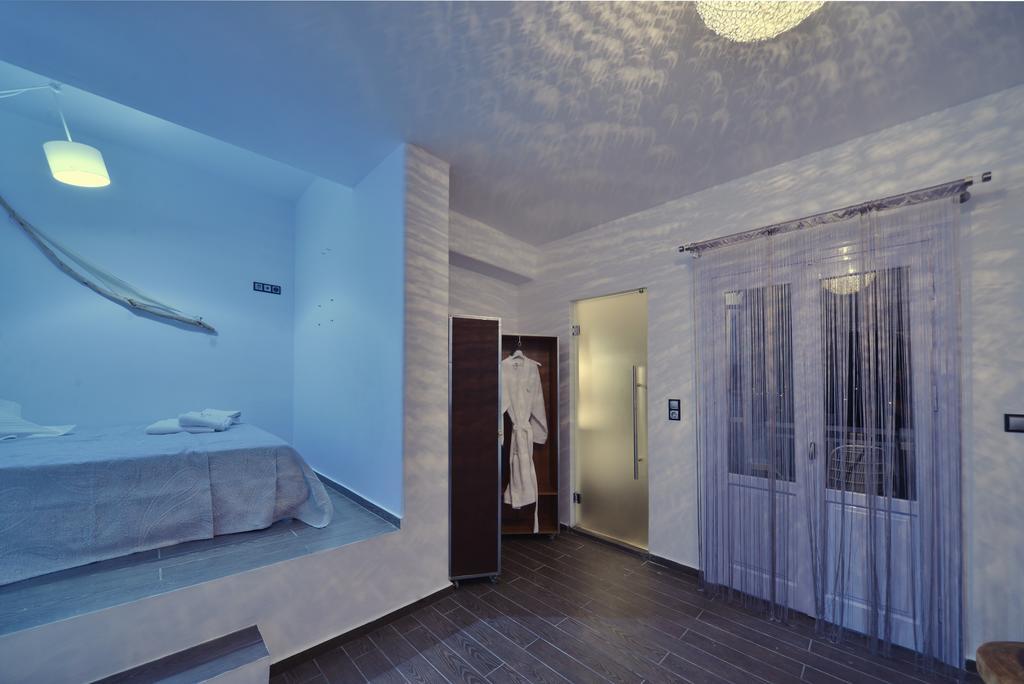 Amo Folegandros Apartment Karavostasis  Ngoại thất bức ảnh
